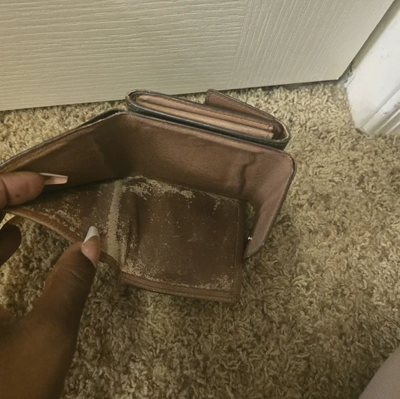 Louis Vuitton Monogram Brown Wallet - Picture 14 of 16